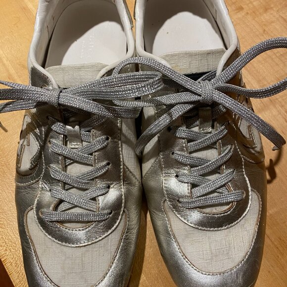 GUCCI - GG Sneaker, silver/white Size 38.5 (size 8 US) - Picture 7 of 9